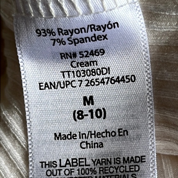 Time & Tru Beige Lightweight Top - Picture 4 of 6